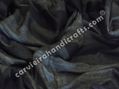 Alpaca blanket black stripes