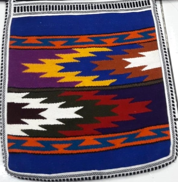 otavalo satchel peguche